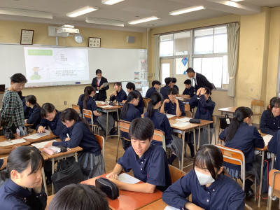 BC8CE1D0-686D-4892-AEF0-C1B1CE82D7FD